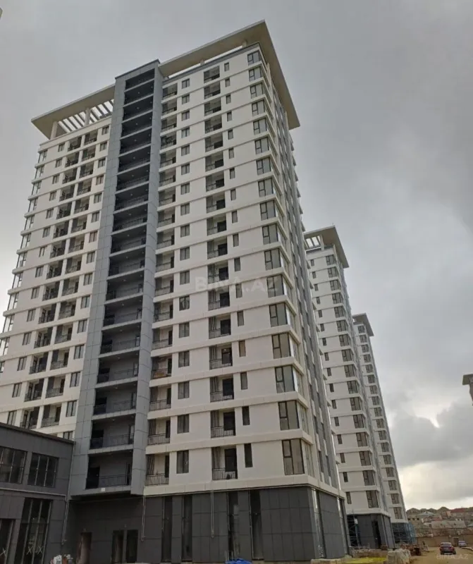 Satılır 3 otaqlı mənzil 78 m²