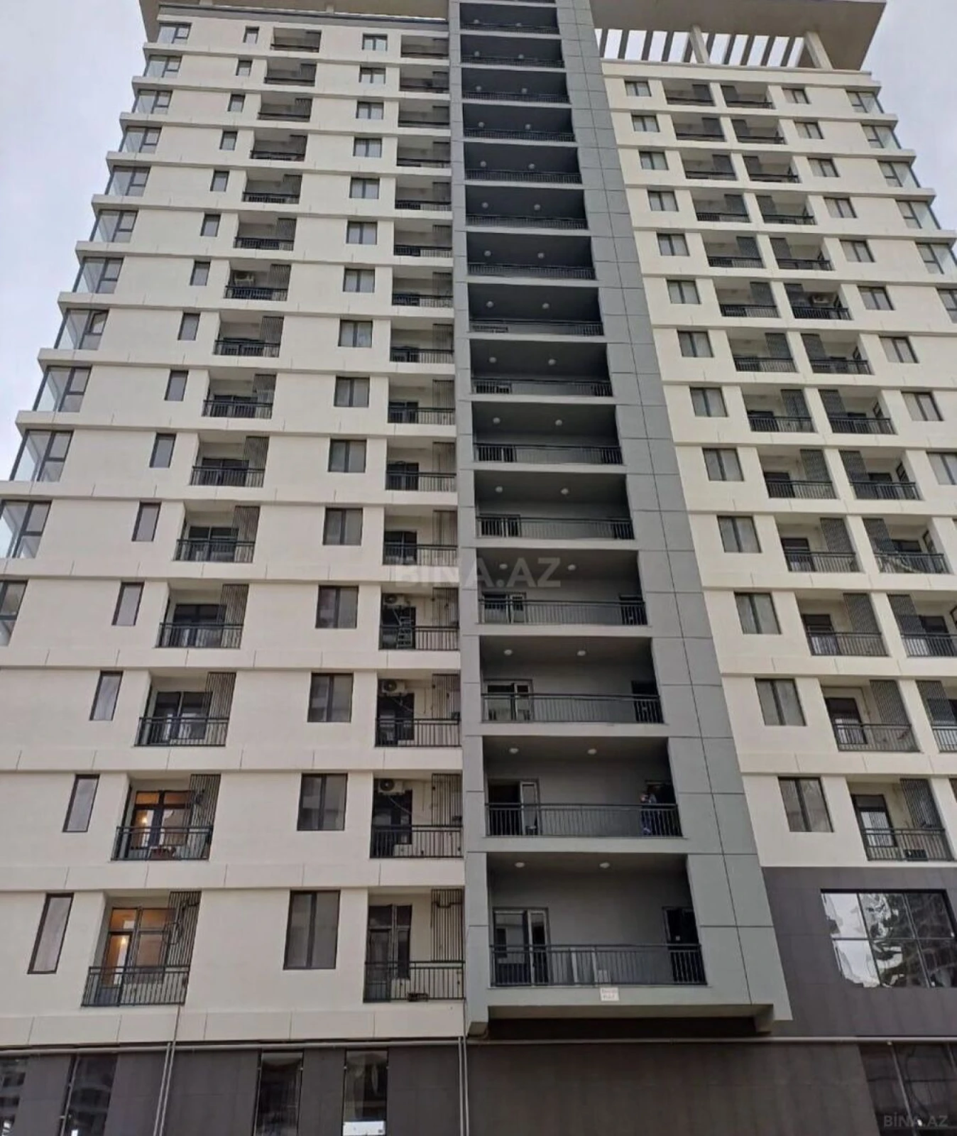 Satılır 3 otaqlı mənzil 78 m²