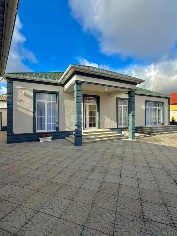 Satılır 4 otaqlı həyət evi 180 m²