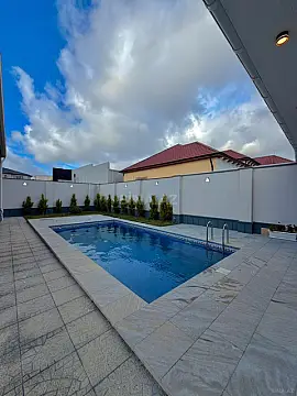 Satılır 4 otaqlı həyət evi 180 m²