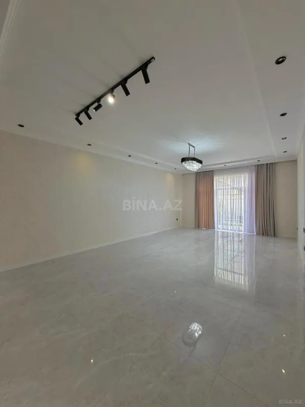 Satılır 4 otaqlı həyət evi 180 m²
