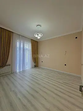 Satılır 4 otaqlı həyət evi 180 m²