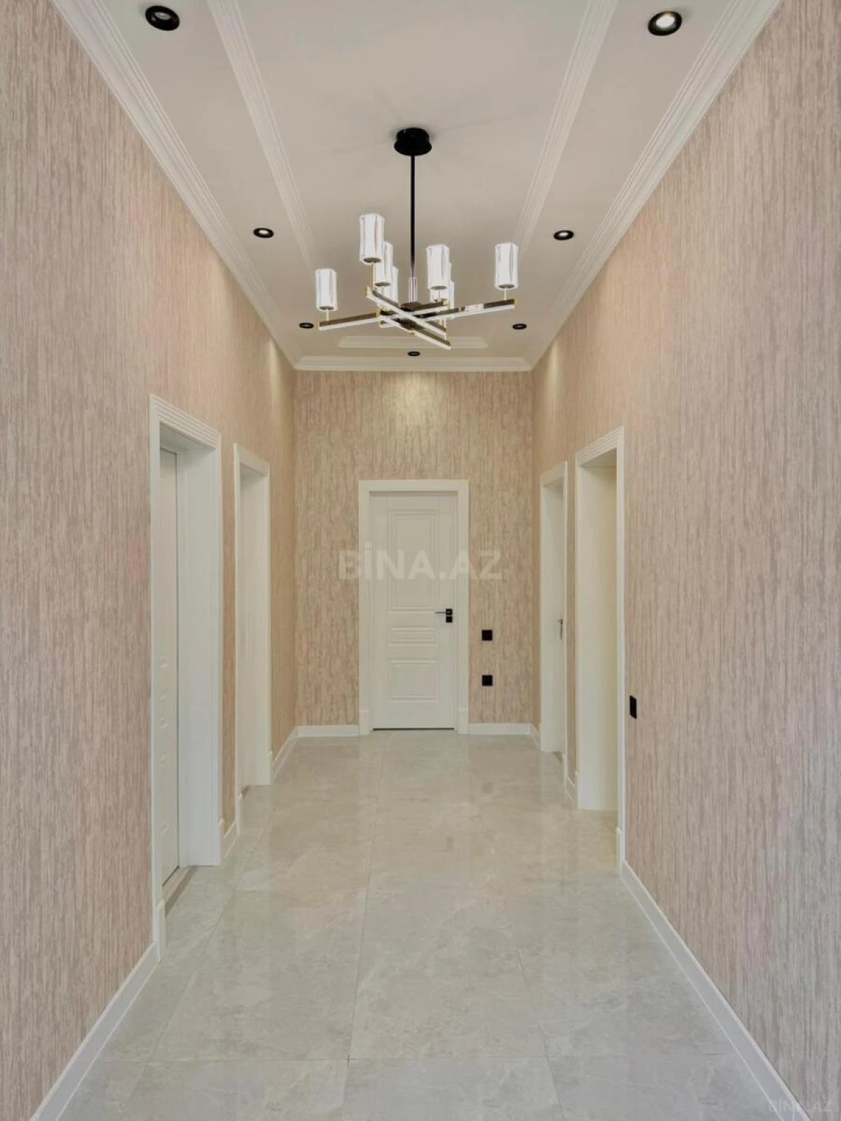 Satılır 4 otaqlı həyət evi 180 m²