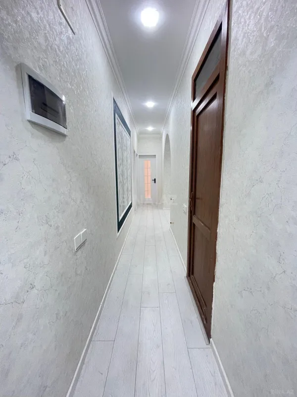 Satılır 4 otaqlı həyət evi 100 m²