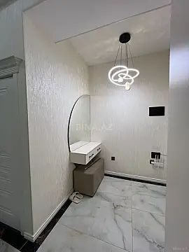 Satılır 2 otaqlı mənzil 90 m²