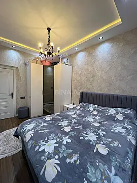 Satılır 2 otaqlı mənzil 90 m²