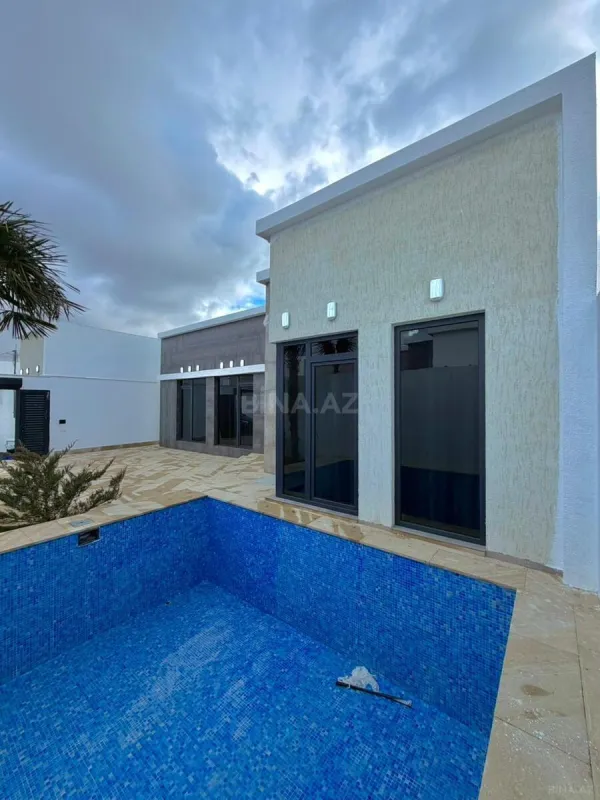 Satılır 4 otaqlı həyət evi 140 m²