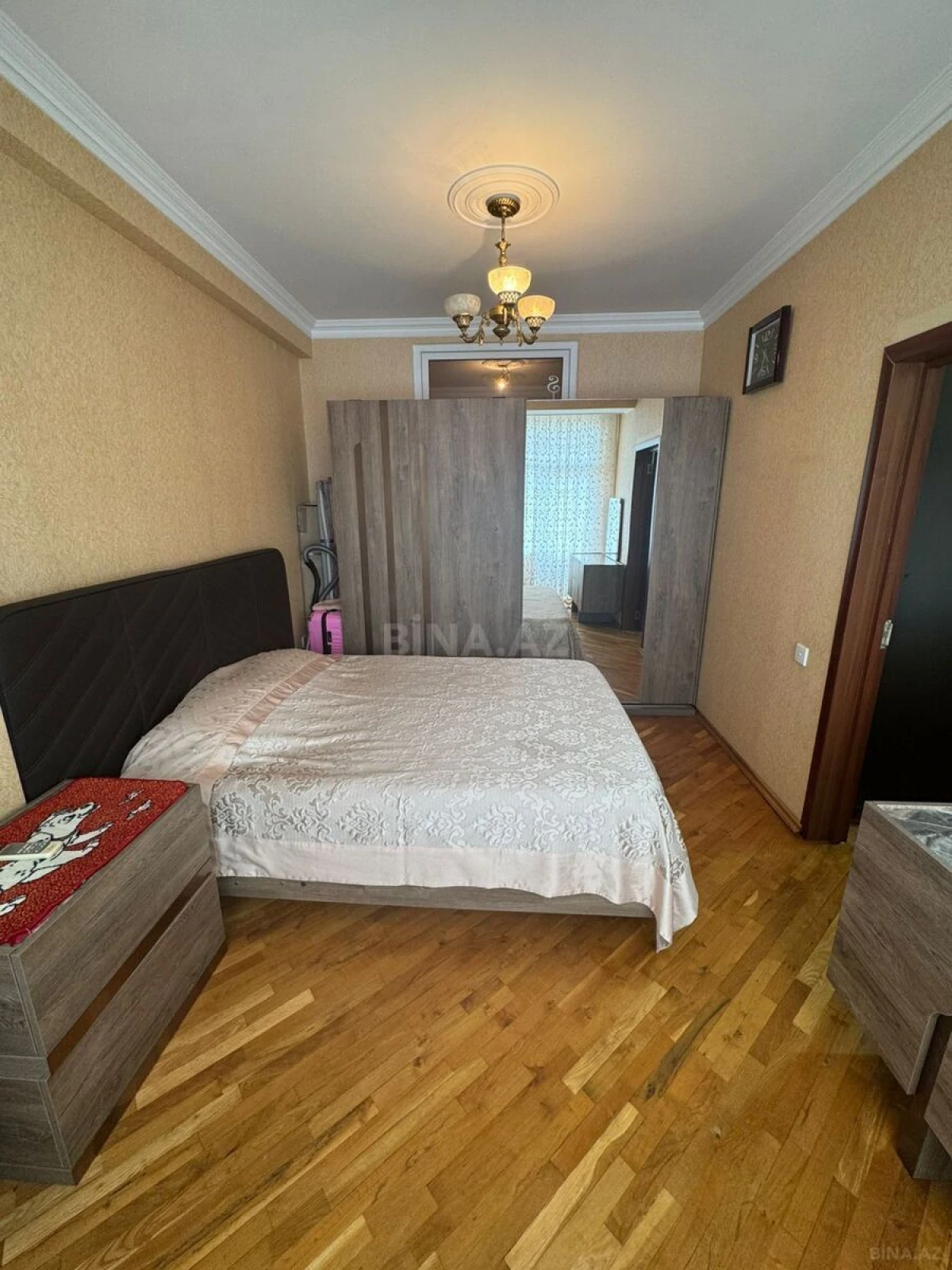Satılır 3 otaqlı mənzil 102 m²