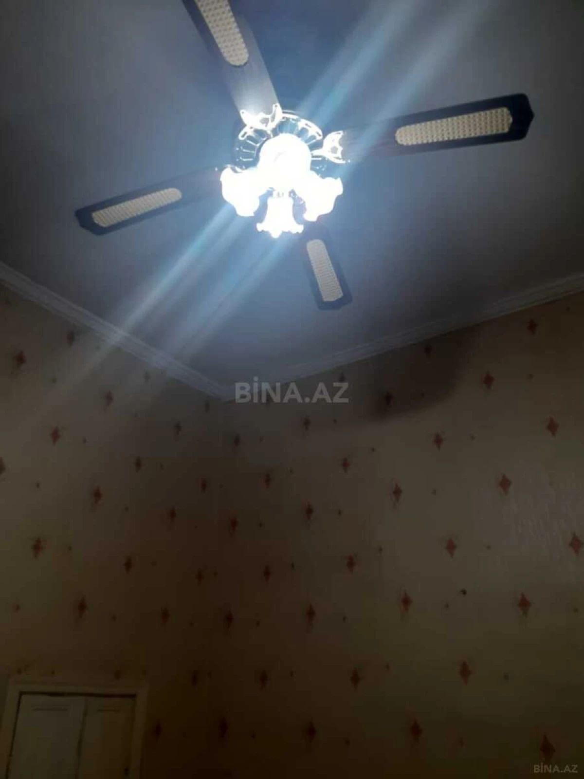 Satılır 2 otaqlı mənzil 52 m²