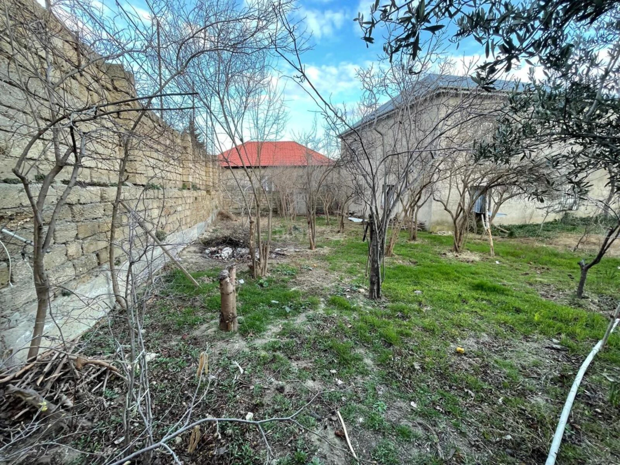 Satılır torpaq sahəsi 4 m²