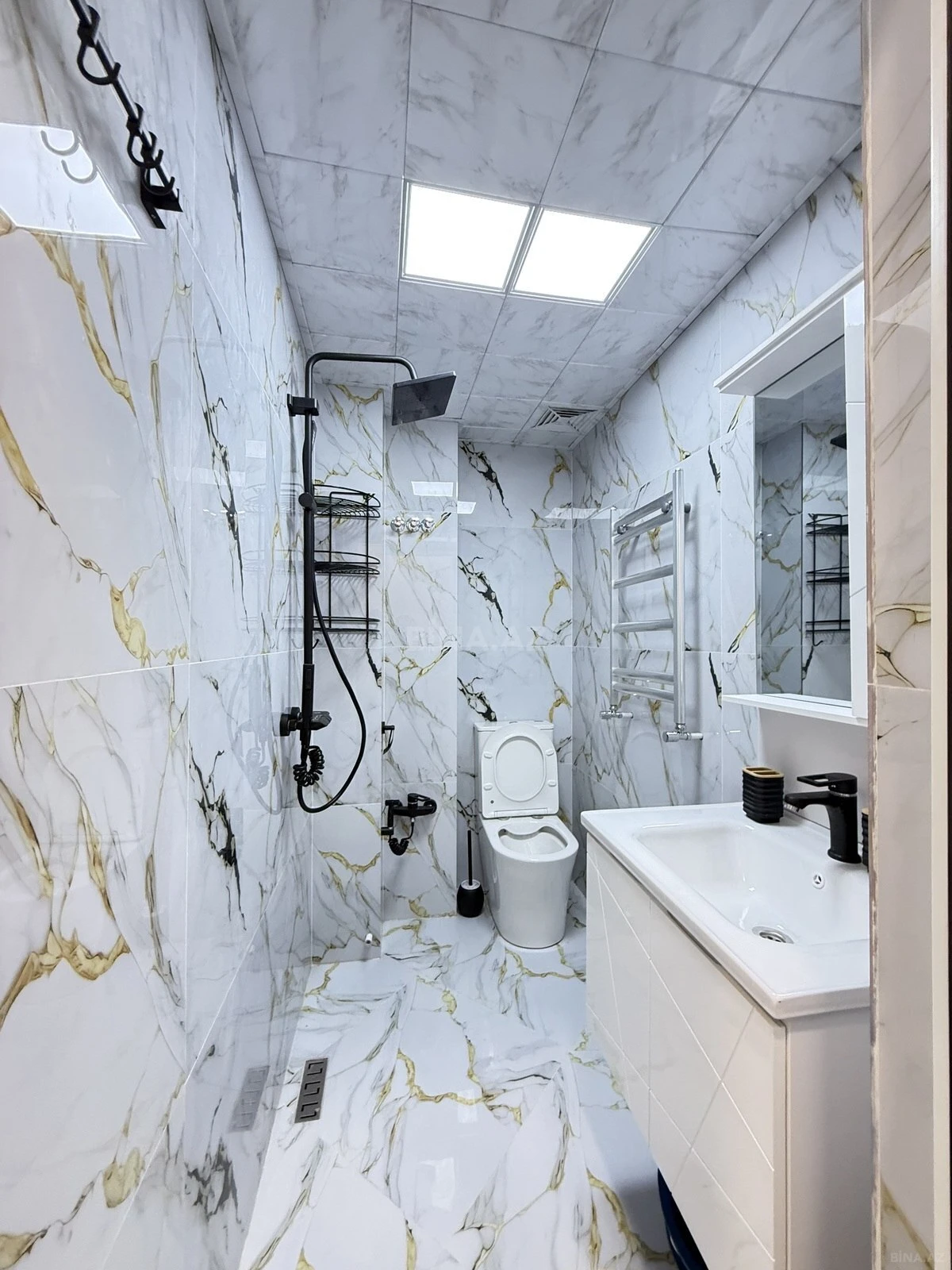 Satılır 2 otaqlı mənzil 45 m²