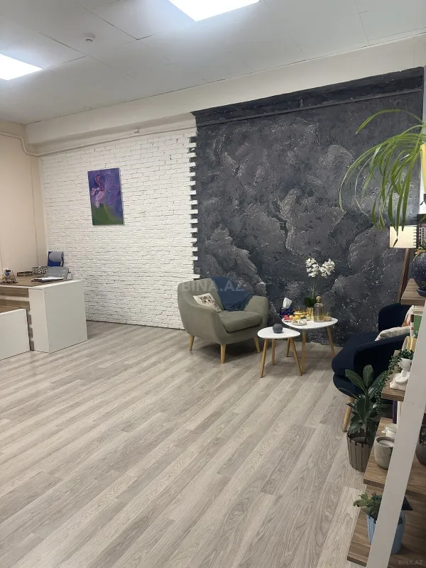 Kirayə verilir 2 otaqlı ofis 50 m²