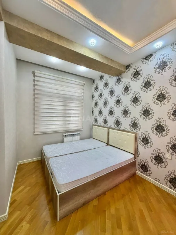 Satılır 3 otaqlı mənzil 98 m²