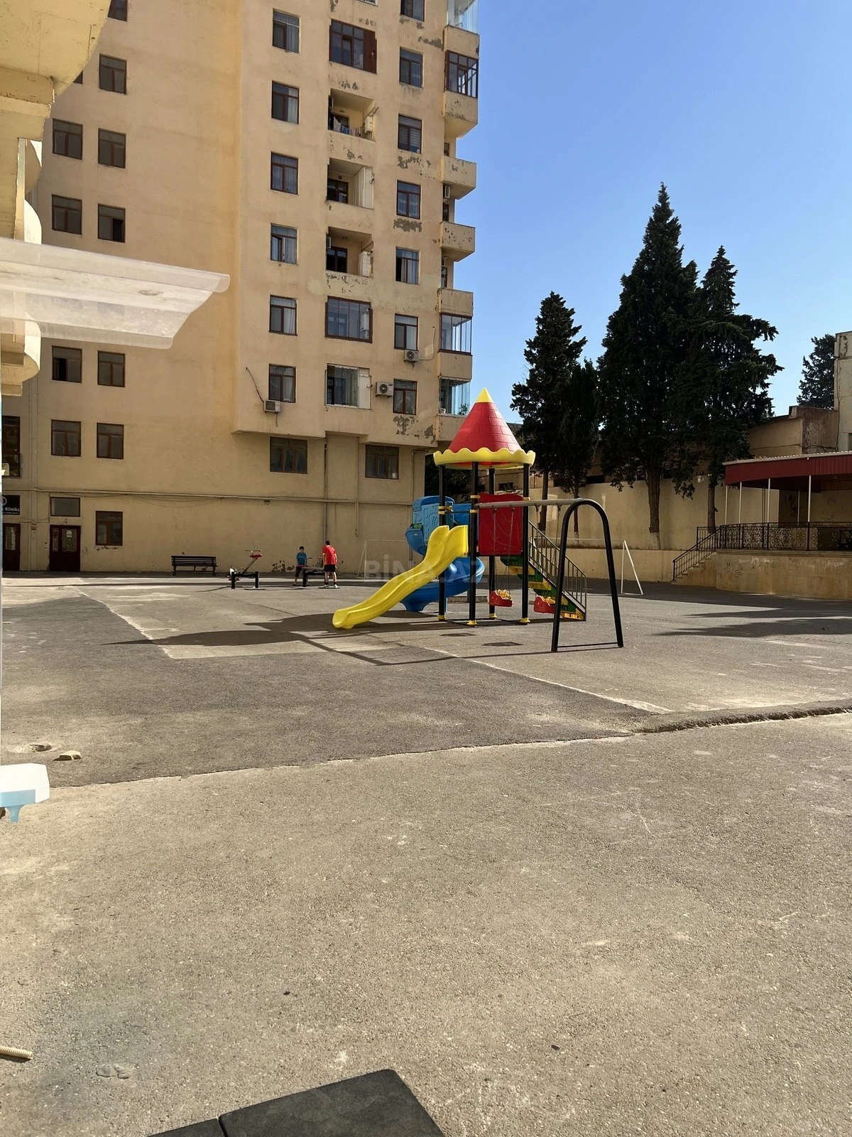 Kirayə verilir 3 otaqlı mənzil 90 m²