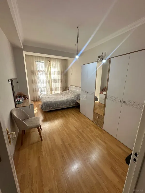 Satılır 3 otaqlı mənzil 95 m²