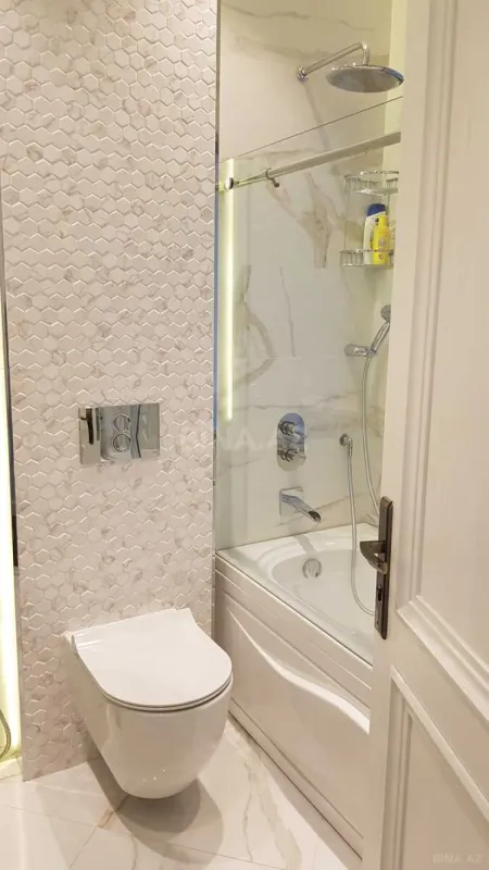 Kirayə verilir 3 otaqlı mənzil 115 m²