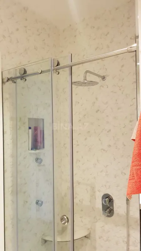 Kirayə verilir 3 otaqlı mənzil 115 m²