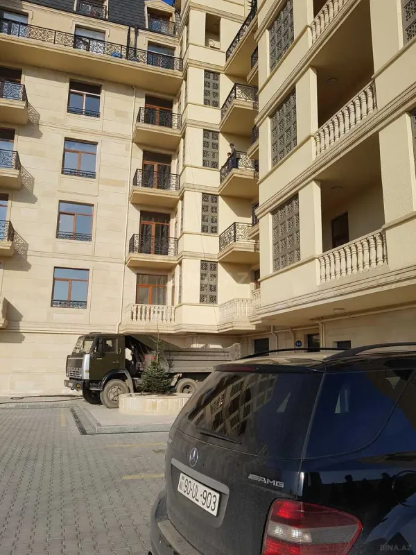 Kirayə verilir 3 otaqlı mənzil 115 m²