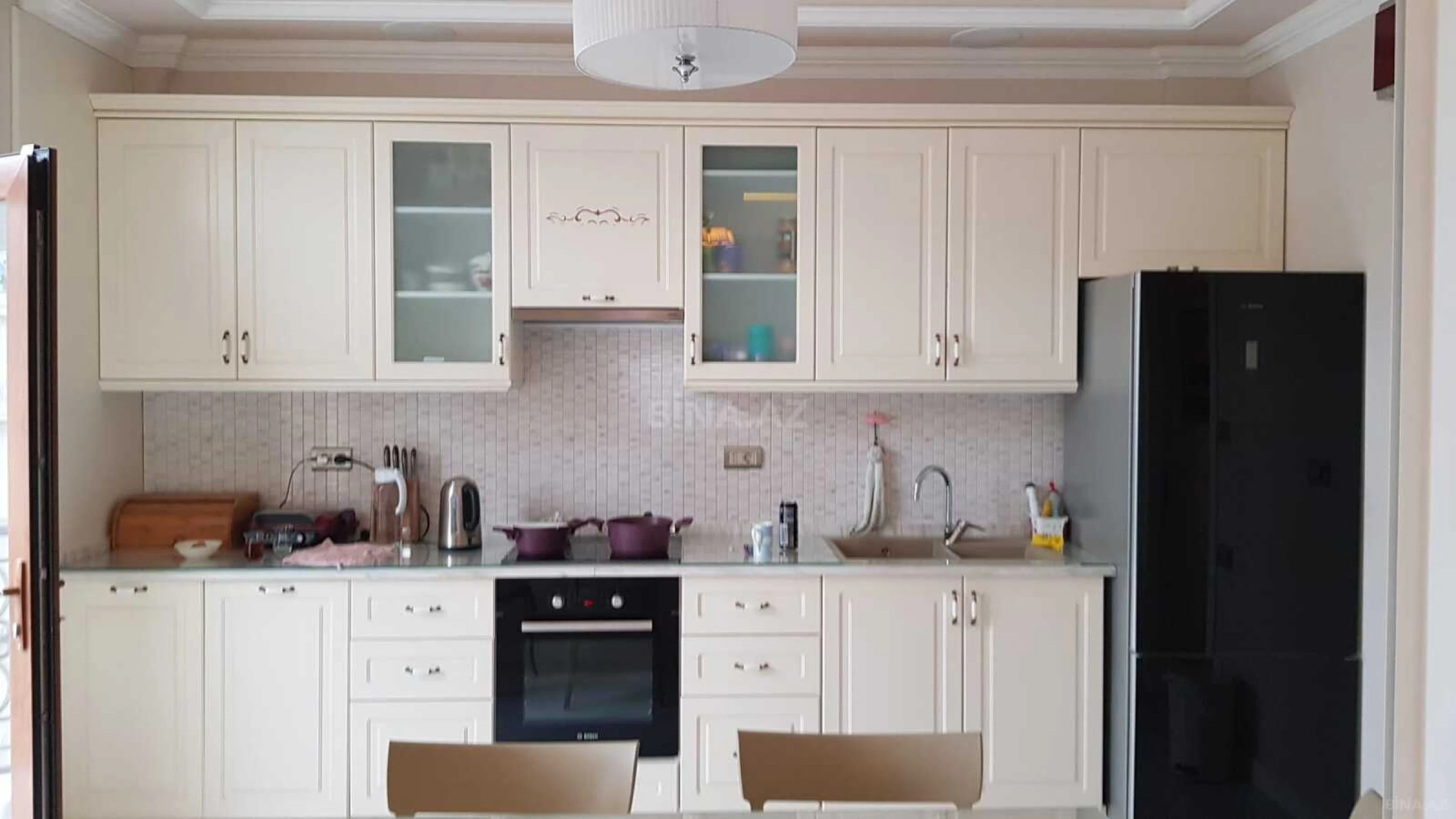 Kirayə verilir 3 otaqlı mənzil 115 m²