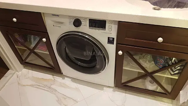 Kirayə verilir 3 otaqlı mənzil 115 m²