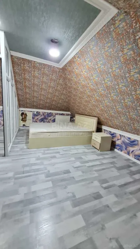 Satılır 4 otaqlı mənzil 110 m²