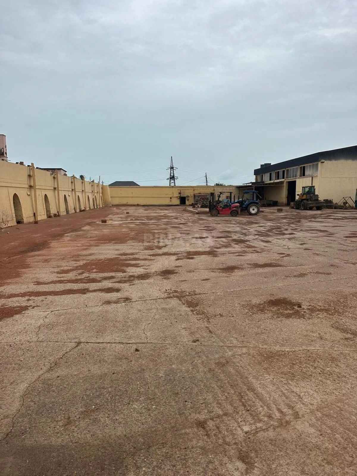 Satılır torpaq sahəsi 100 m²