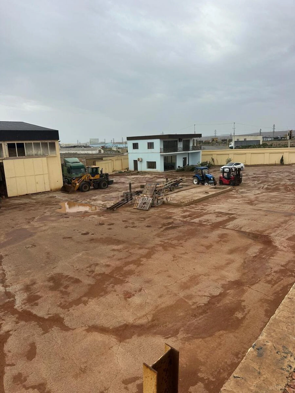 Satılır torpaq sahəsi 100 m²