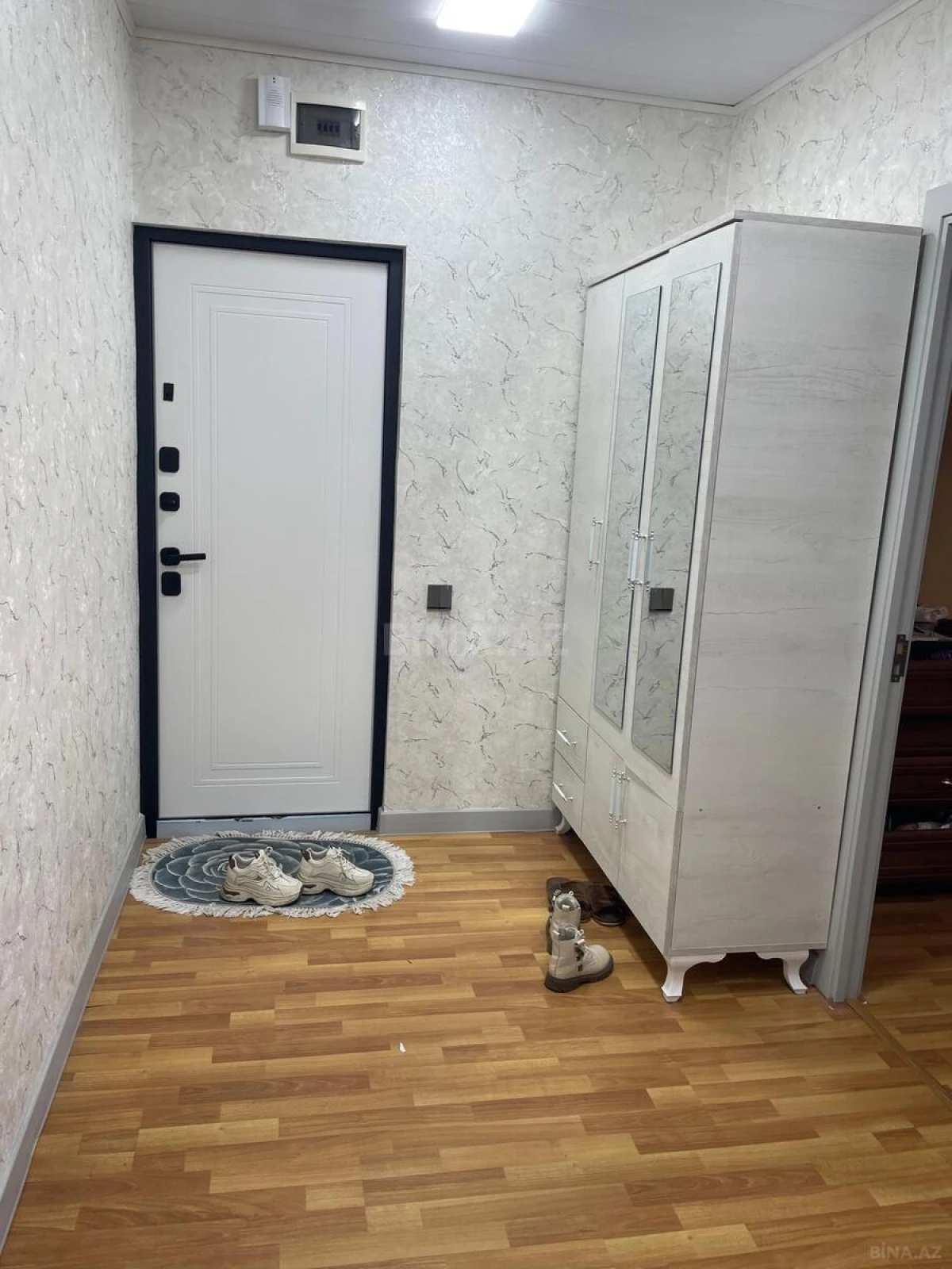 Satılır 3 otaqlı mənzil 75 m²