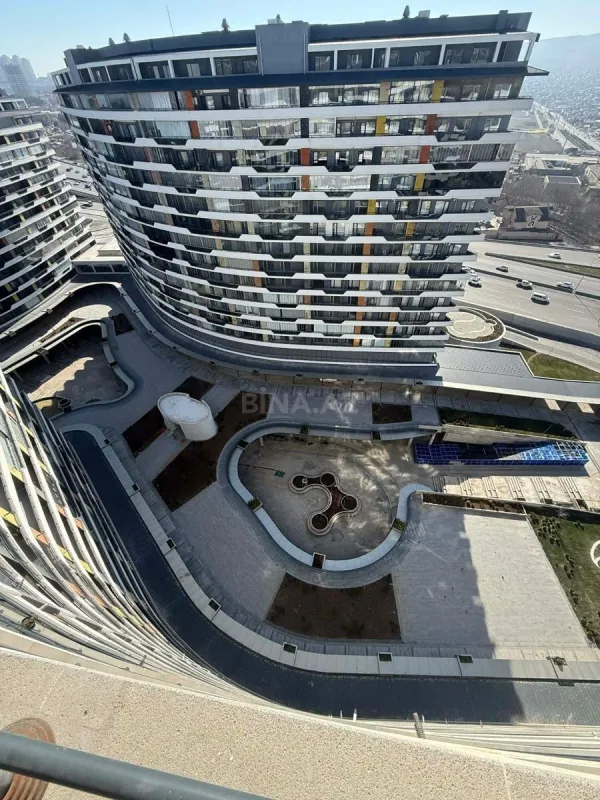 Satılır 2 otaqlı mənzil 73 m²