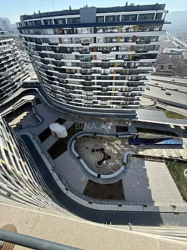 Satılır 2 otaqlı mənzil 73 m²