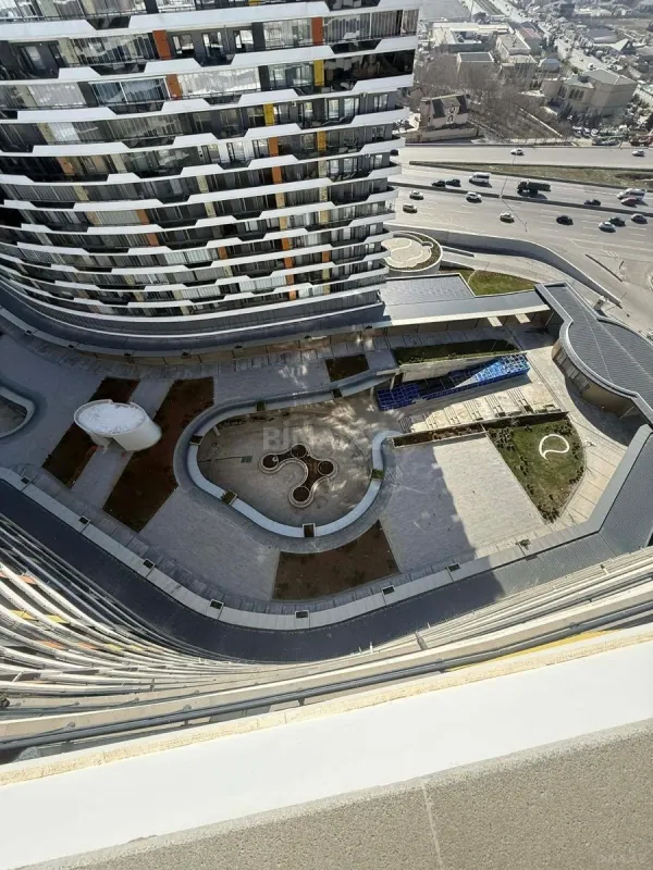 Satılır 2 otaqlı mənzil 73 m²