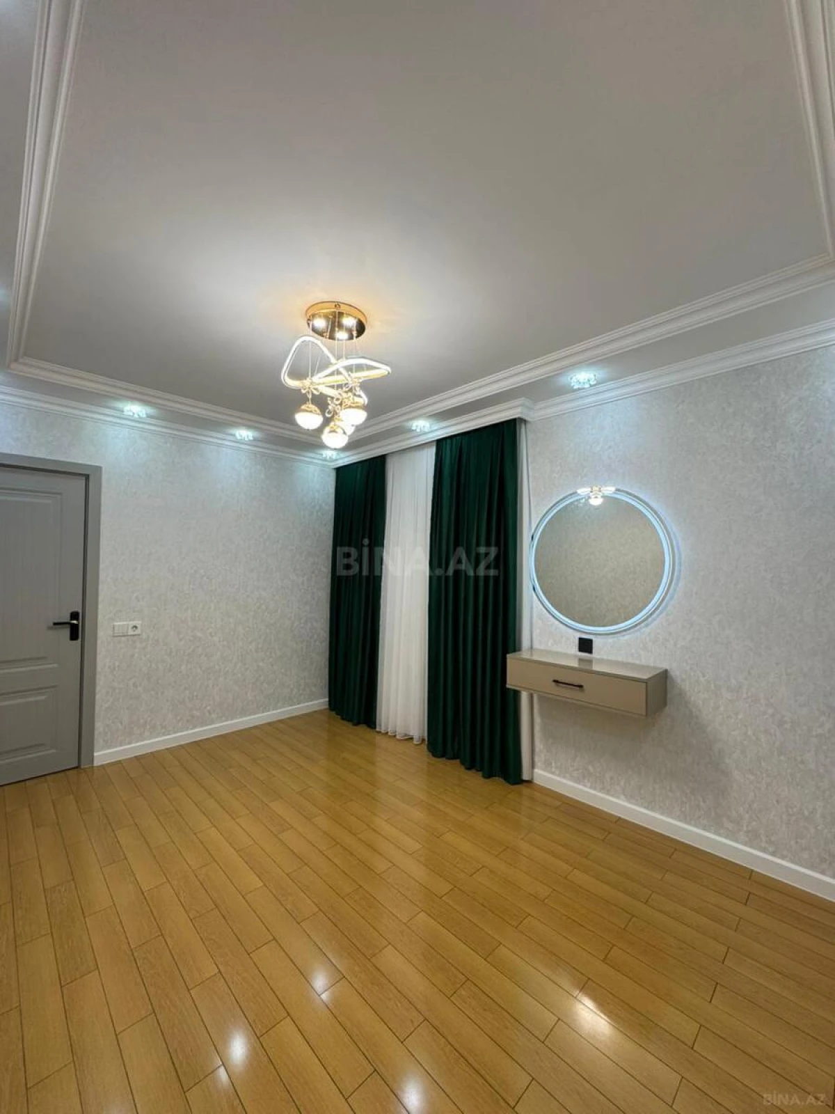 Satılır 3 otaqlı mənzil 65 m²