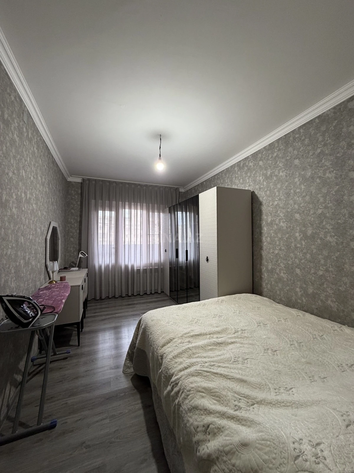 Satılır 4 otaqlı mənzil 95 m²