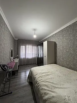 Satılır 4 otaqlı mənzil 95 m²
