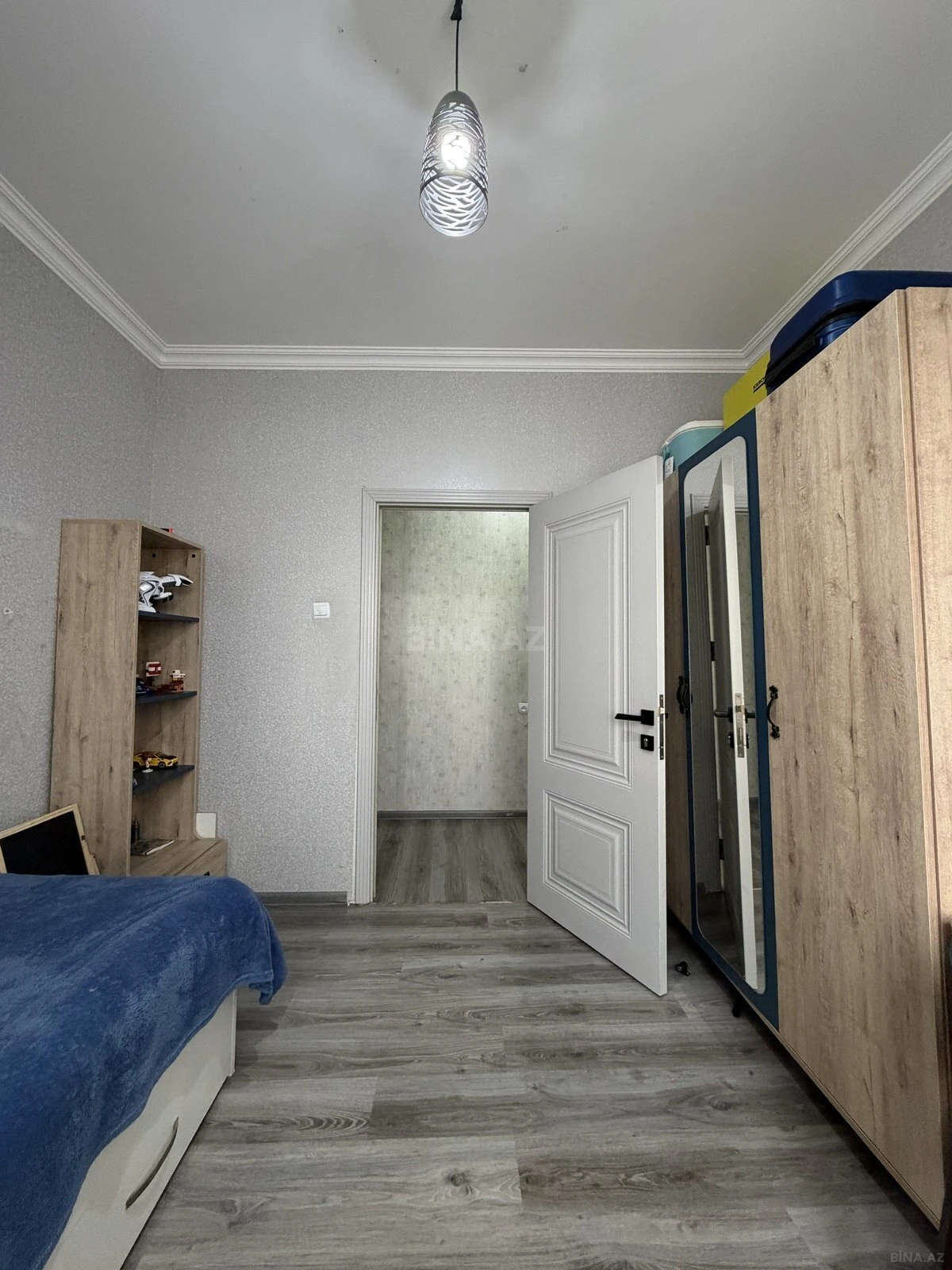 Satılır 4 otaqlı mənzil 95 m²