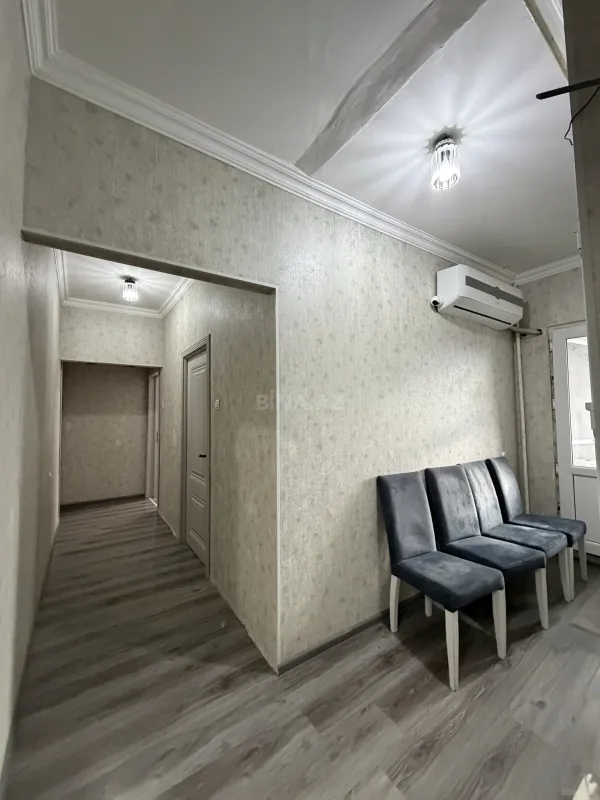 Satılır 4 otaqlı mənzil 95 m²