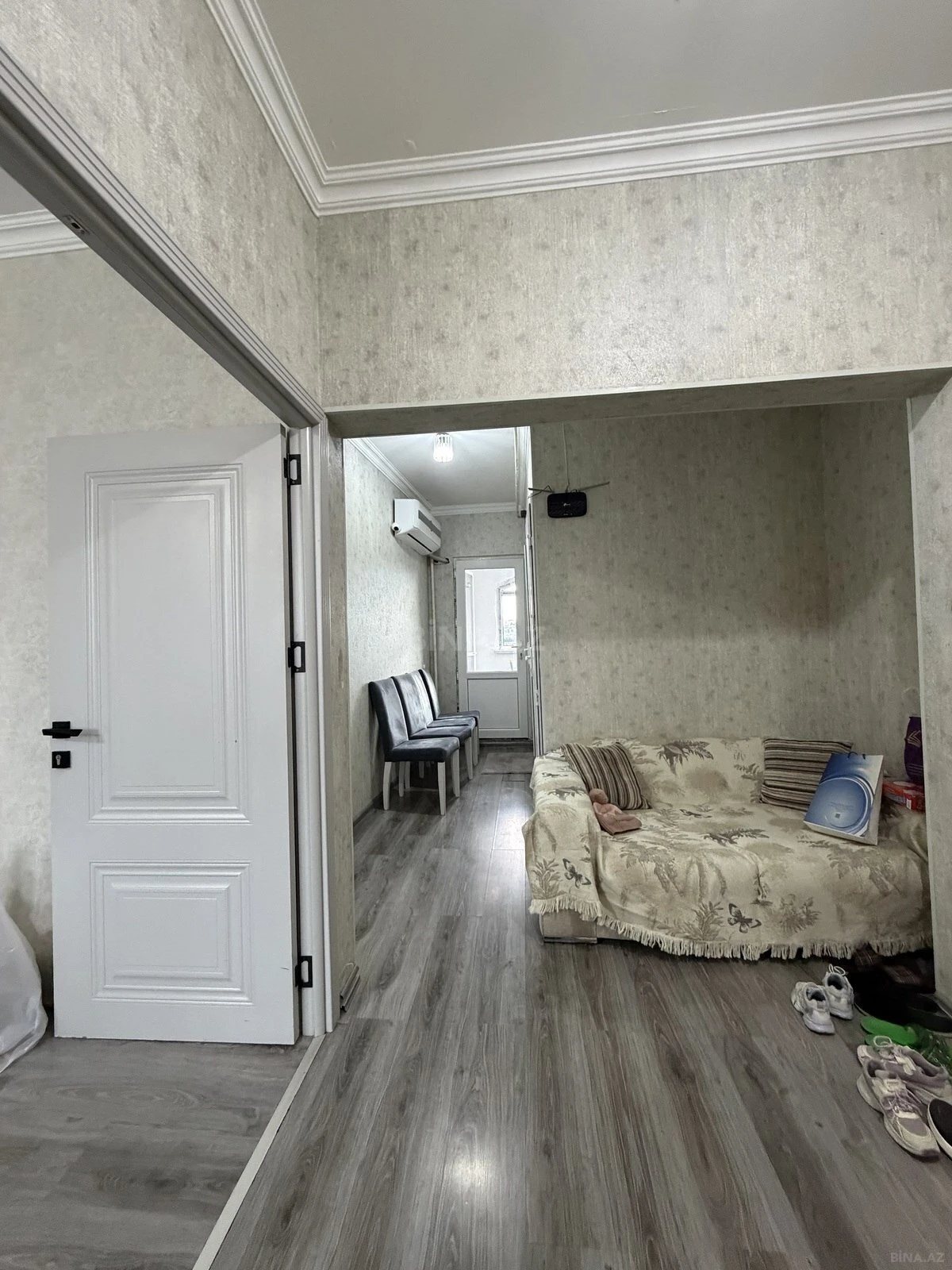 Satılır 4 otaqlı mənzil 95 m²