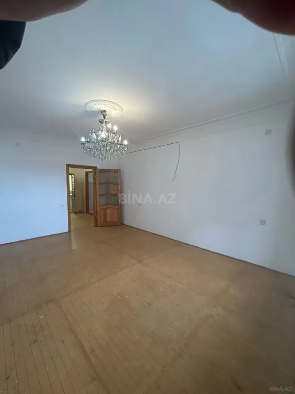 Satılır 3 otaqlı mənzil 95 m²
