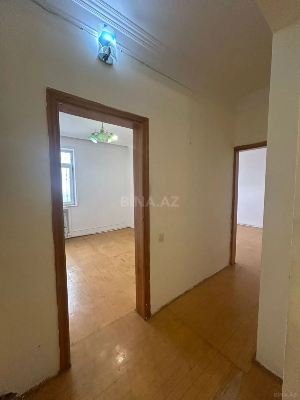 Satılır 3 otaqlı mənzil 95 m²