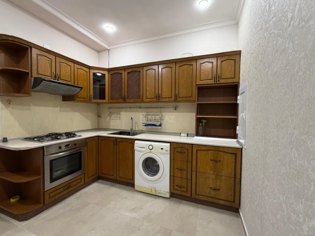 Satılır 2 otaqlı mənzil 77 m²