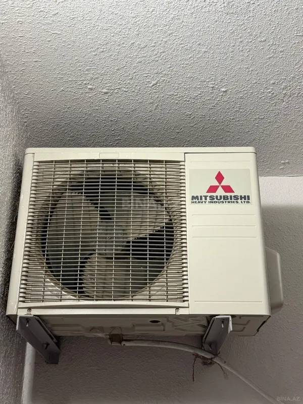 Satılır 2 otaqlı mənzil 77 m²