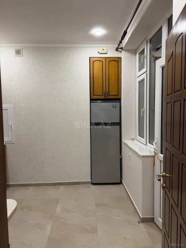 Satılır 2 otaqlı mənzil 77 m²