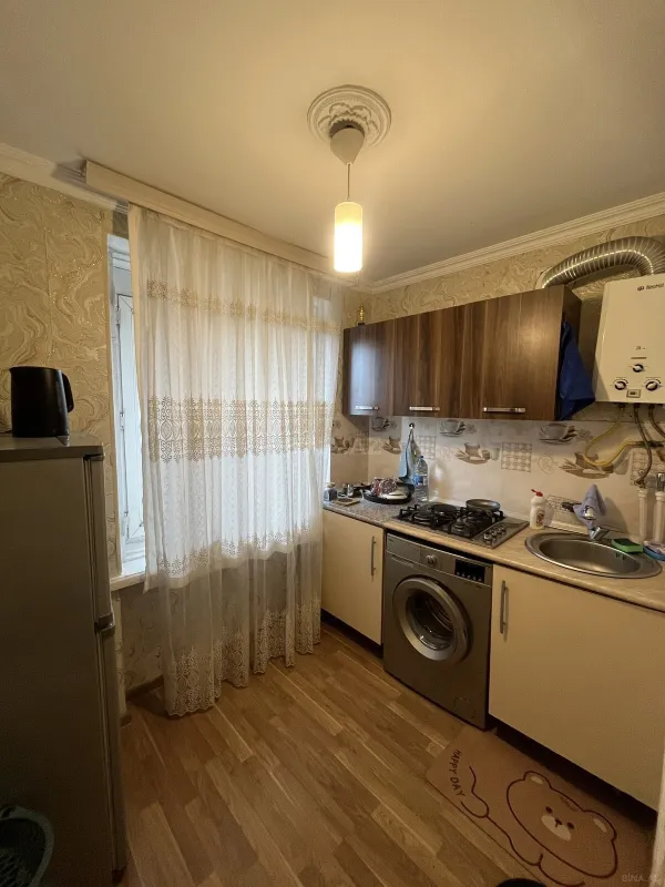 Satılır 1 otaqlı mənzil 35 m²