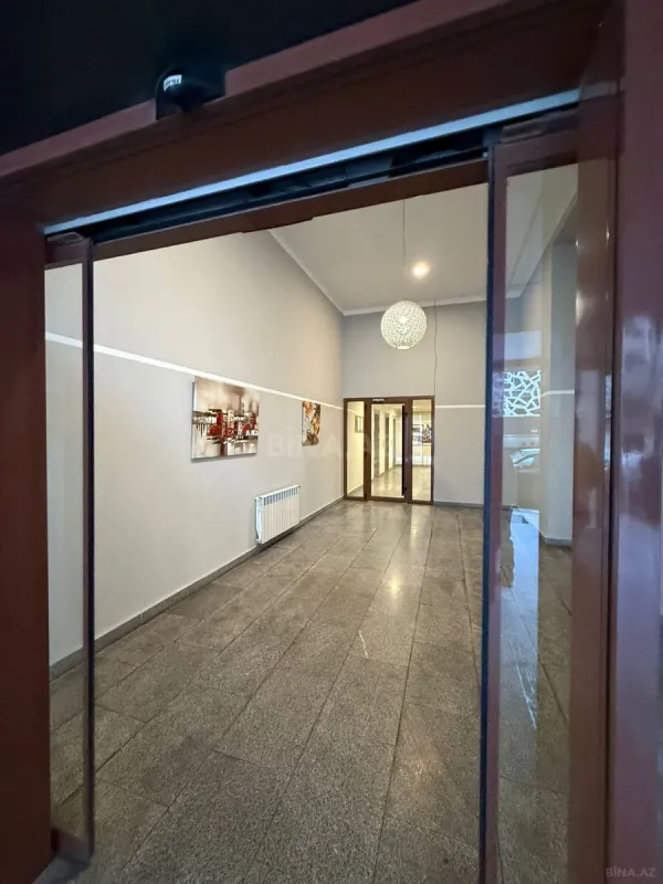 Satılır 2 otaqlı mənzil 117 m²