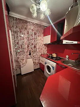 Kirayə verilir 2 otaqlı mənzil 44 m²