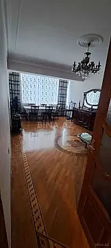 Kirayə verilir 3 otaqlı mənzil 110 m² — Bakı, Yasamal qəs. 3 otaq 110.00 m²