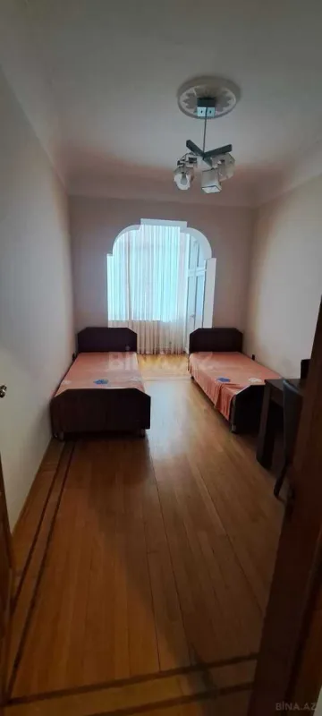 Kirayə verilir 3 otaqlı mənzil 110 m²