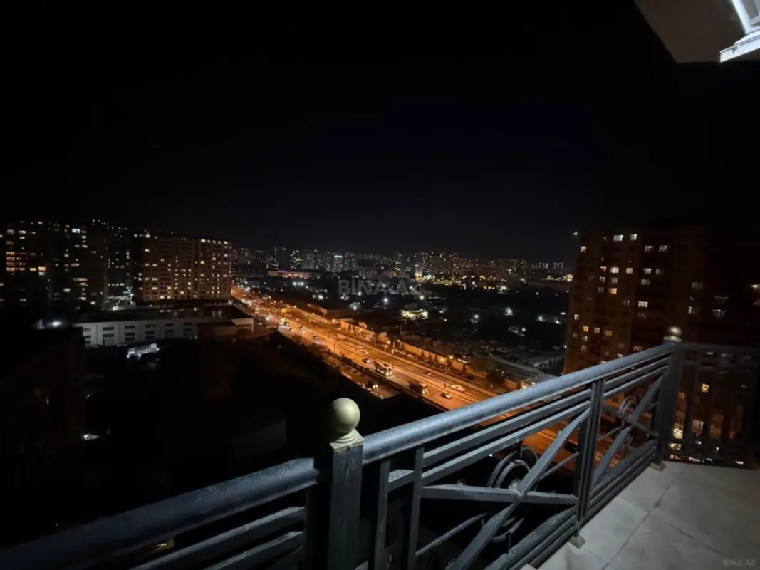 Kirayə verilir 2 otaqlı mənzil 106 m²