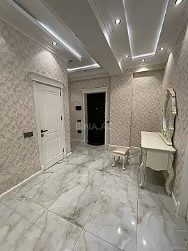 Satılır 3 otaqlı mənzil 120 m²