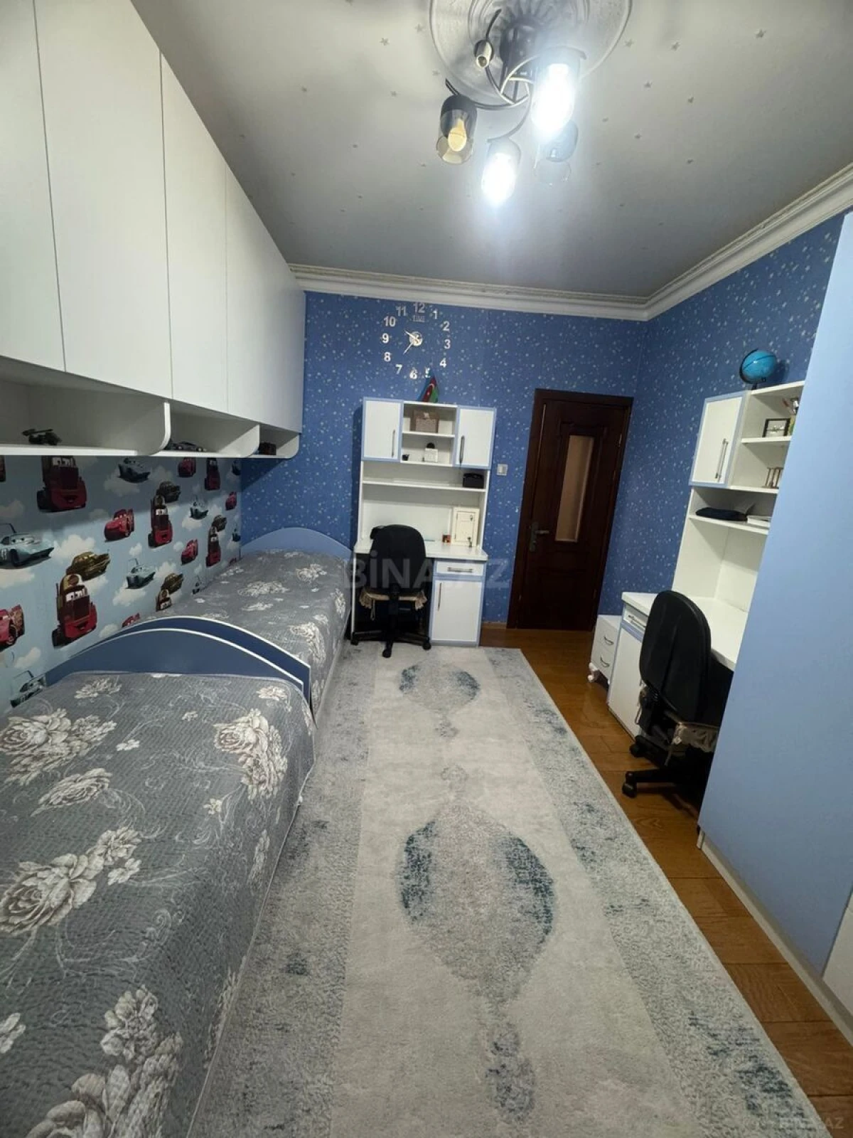 Satılır 4 otaqlı mənzil 110 m²